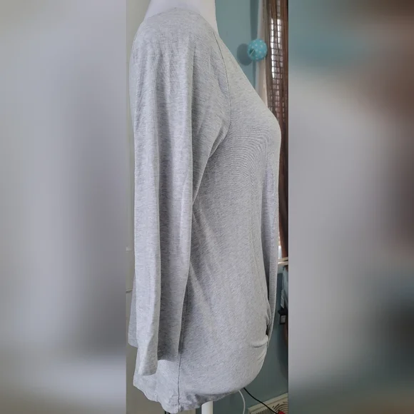 Lilly Pulitzer Maci Twist Front Top Women's S Grey 3/4 Sleeve Pima Cotton Stretc - Picture 4 of 13